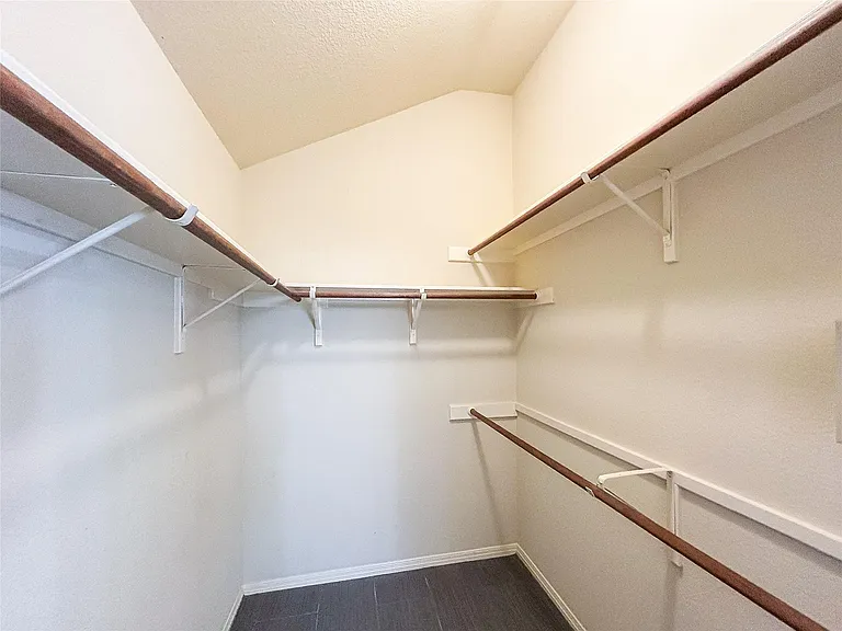 1745 Dapplegrey Ln — Photo 20