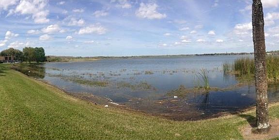3rd image of 1836 Crystal Lake Dr