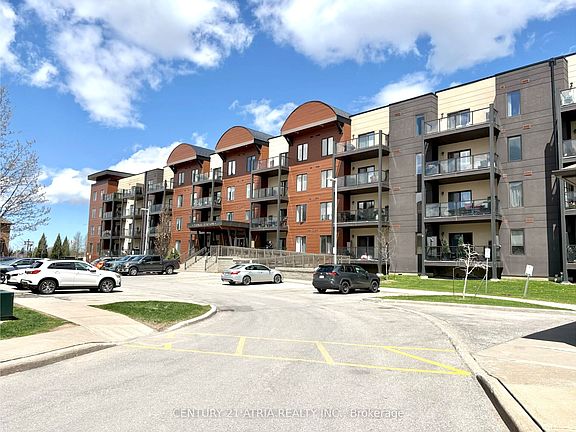 2nd image of 720 Yonge St #109