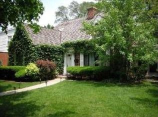 9723 Tripp Ave, Skokie, IL