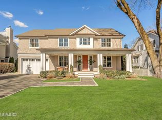 11 Meyer Pl, Riverside, CT 06878