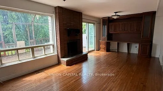 465 Hounslow Ave — Photo 30