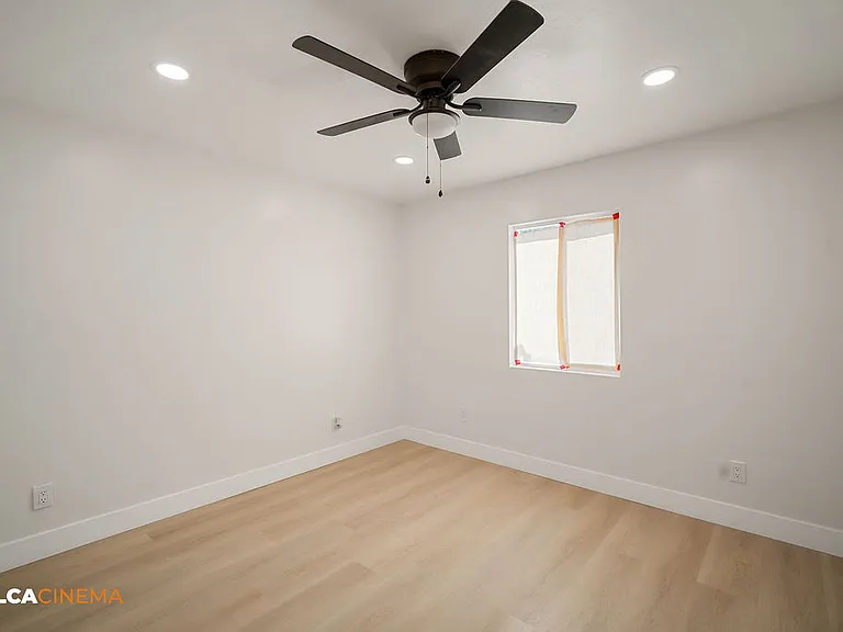 10800 Santa Barbara St — Photo 11