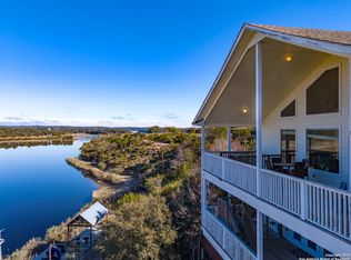 385 Plum Cove Rd, Lakehills, TX 78063