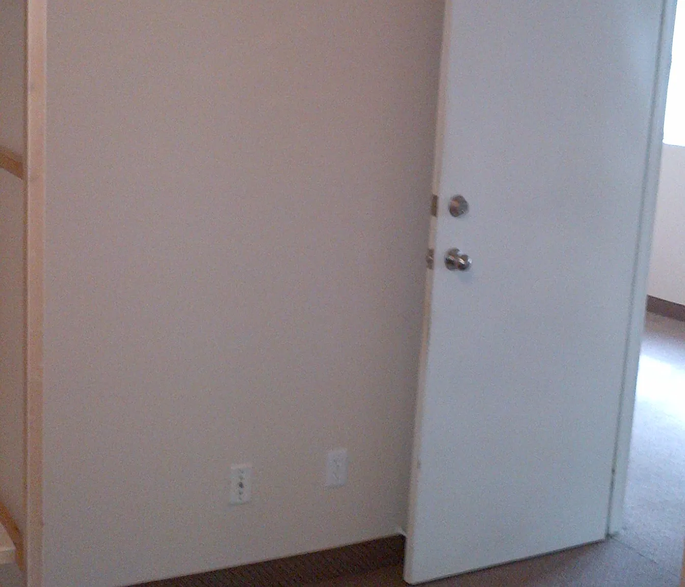 14 Columbia Street West Waterloo — Photo 3