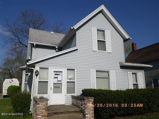 1st image of 698 Lavette Ave