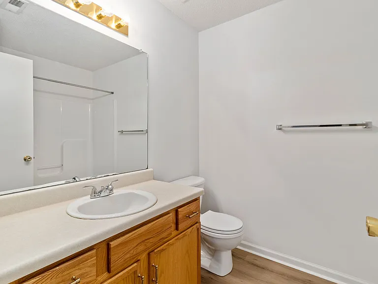 1850 Waters Edge Dr #A — Photo 8
