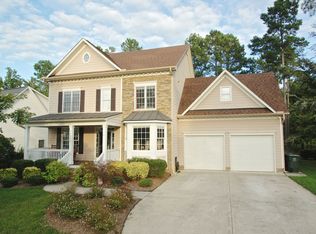 11214 Oakcroft Dr, Raleigh, NC 27614