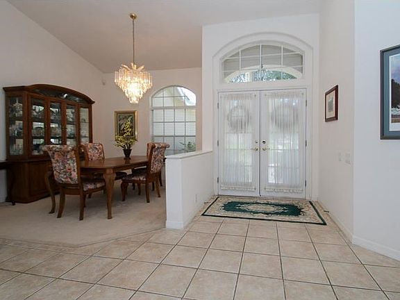 2nd image of 6218 N Queensway Dr