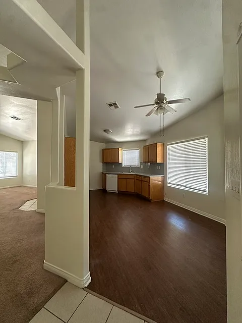 3 bed, $2,345 — Photo 3