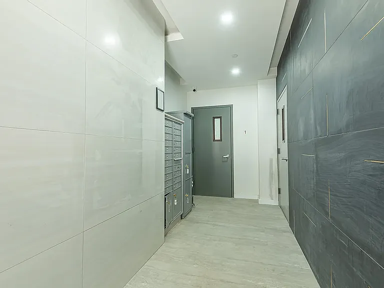 30-43 31st St #4D — Photo 9