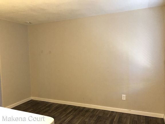 4th image of 124 Hiawatha Ave APT 2