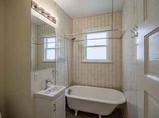 1501 B Ave NE, Cedar Rapids, IA 52402