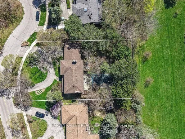 38 Fifeshire Rd, Toronto, ON M2L 2G6