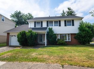 1879 Sanford St, Philadelphia, PA 19116