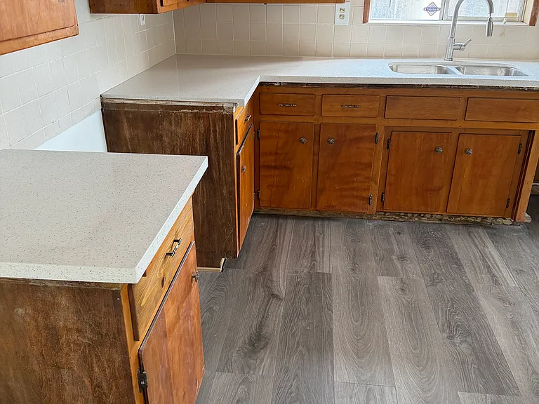 3239 N Mountain View Ave — Photo 13