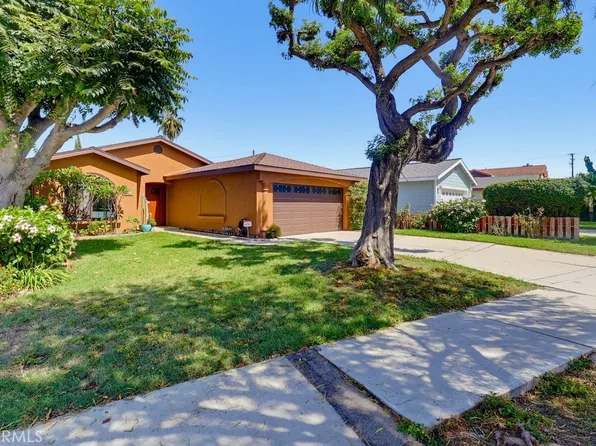161 E 31st St, Long Beach, CA 90807