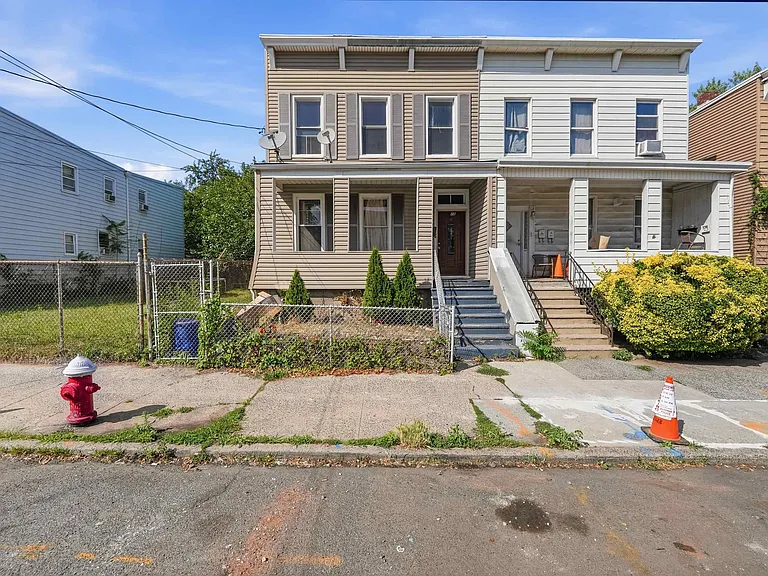25 W 19th St #2 — Photo 2