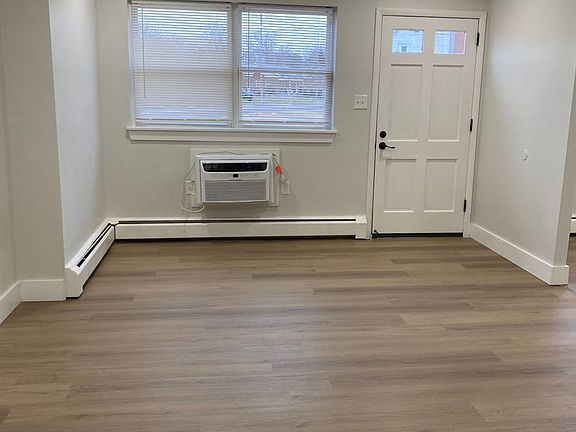 5th image of 164 Park Ave APT 309