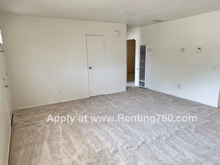 6348 Timothy Ave — Photo 3