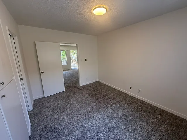 841 Grand Ave #6 — Photo 10