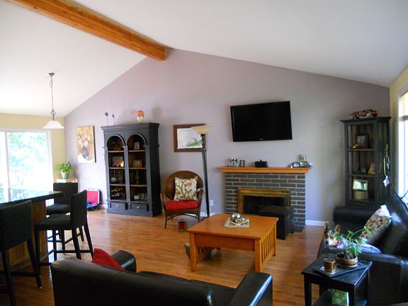 5th image of 3304 179th Ave NE