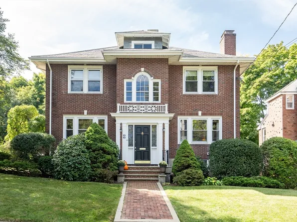 56-58 Washington St, Newton, MA 02458