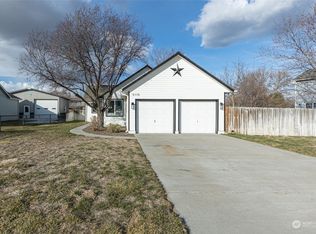 5110 Blue Jay Ln, West Richland, WA