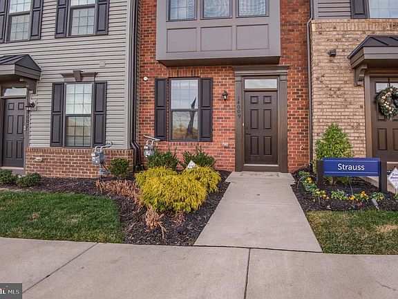 4th image of 14009 Sunrise Valley Dr