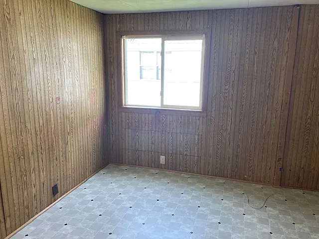 2500 W 24th St — Photo 5