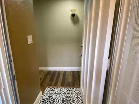 2nd image of 2427 Kennedy Ave