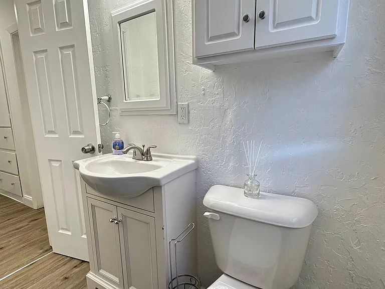 1212 NW Bessie Ave — Photo 14