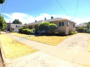 3030-3040 SE Woodward St, Portland, OR 97202