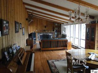 1095 Rudd Rd, Viola, ID 83872