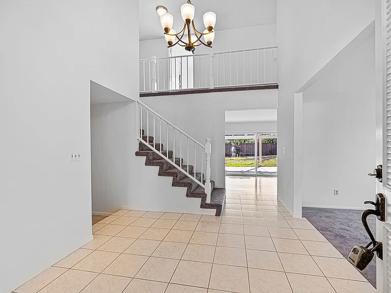 32022 Grenville Ct — Photo 28