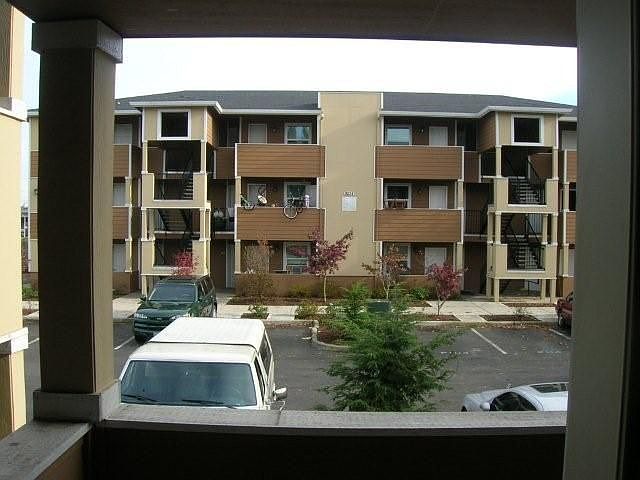 2nd image of 9230 SE Division St Unit 205
