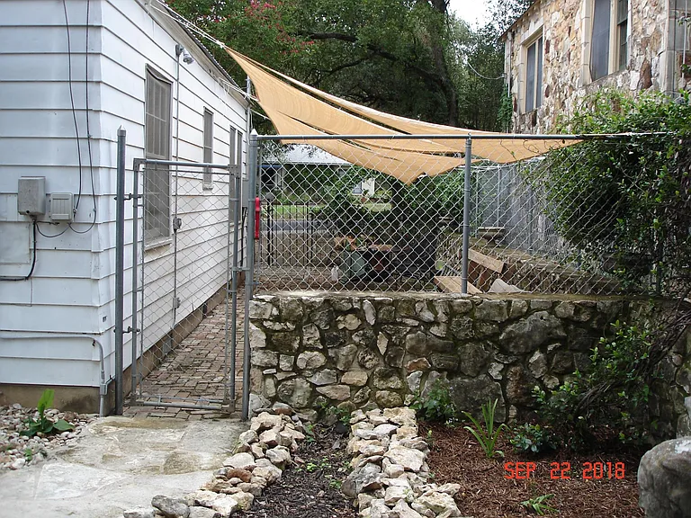 610 Cliff Dr — Photo 17