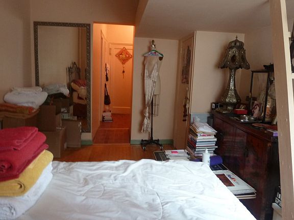 5th image of 310 W 93rd St APT 5A
