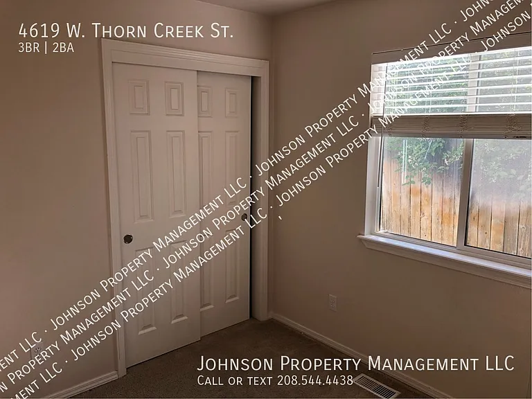 4619 Thorn Crk — Photo 6