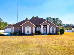 2411 Cobblestone Dr, Blackshear, GA 31516