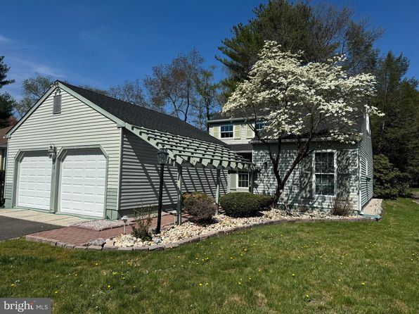 1 Foxborough Ct