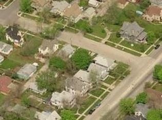 525 Olive Ct, Loves Park, IL 61111