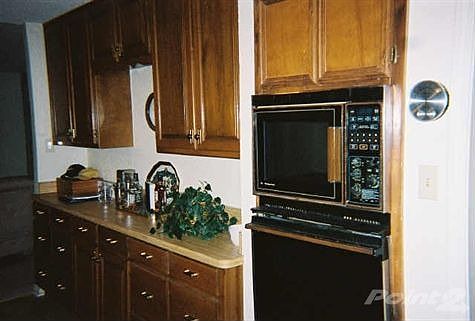 5th image of 3713 Memphis Ln