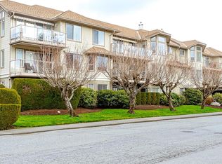 245 1st St #303, Duncan, BC V9L 1R3