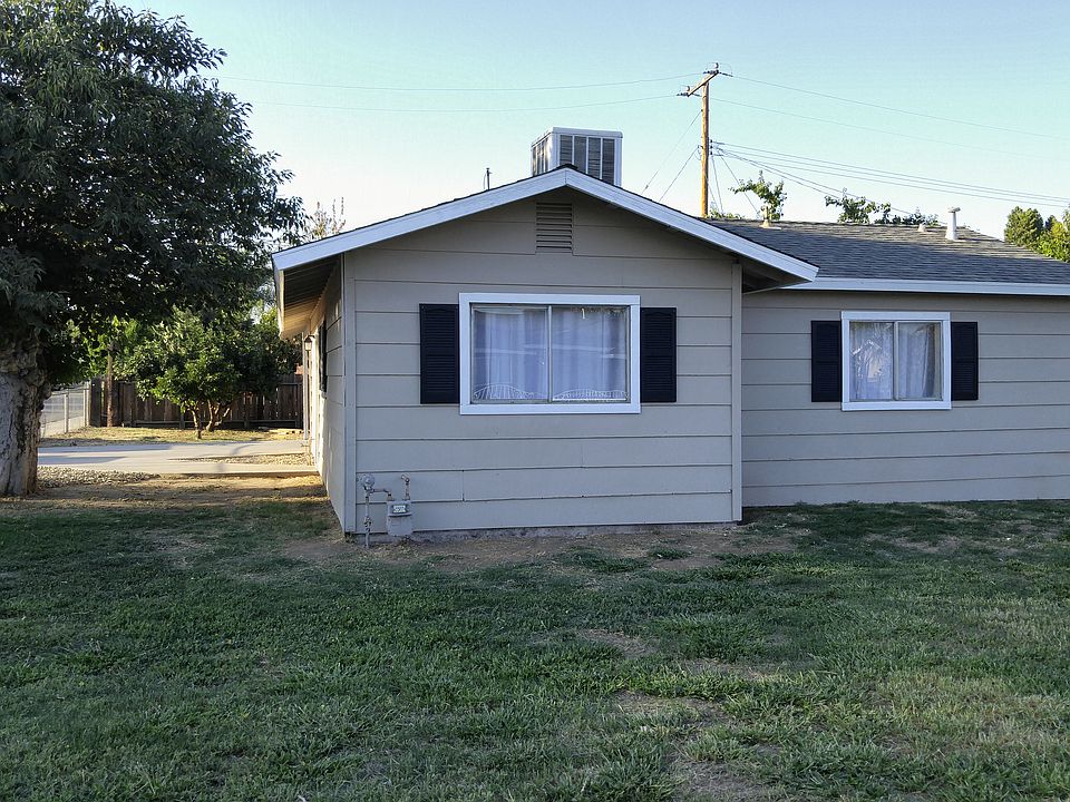 1st image of 212 N Magnolia Ave