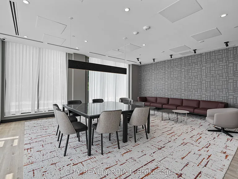 664 Spadina Ave #906 — Photo 14