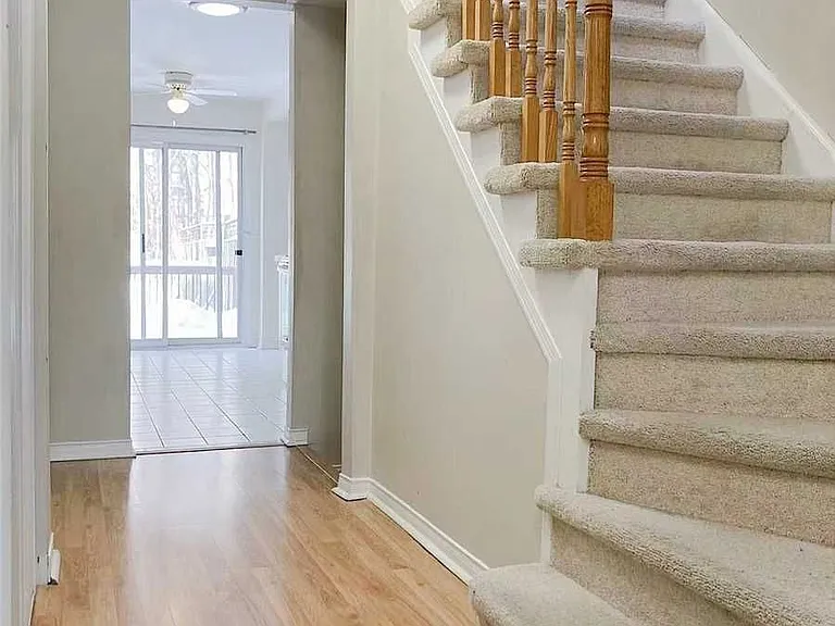 70 Twigg Dr — Photo 3