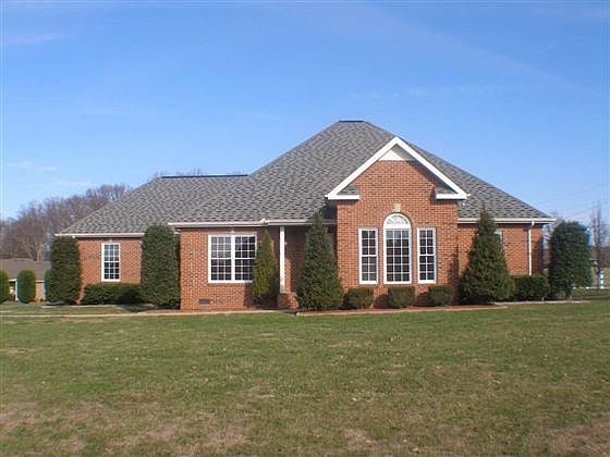 2nd image of 18 Favre Cir