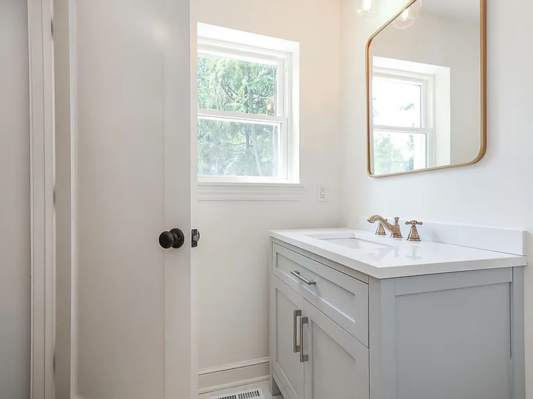27011 Normandy Rd — Photo 10