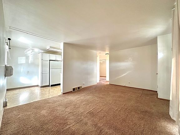 4th image of 1803 E Decatur Ave